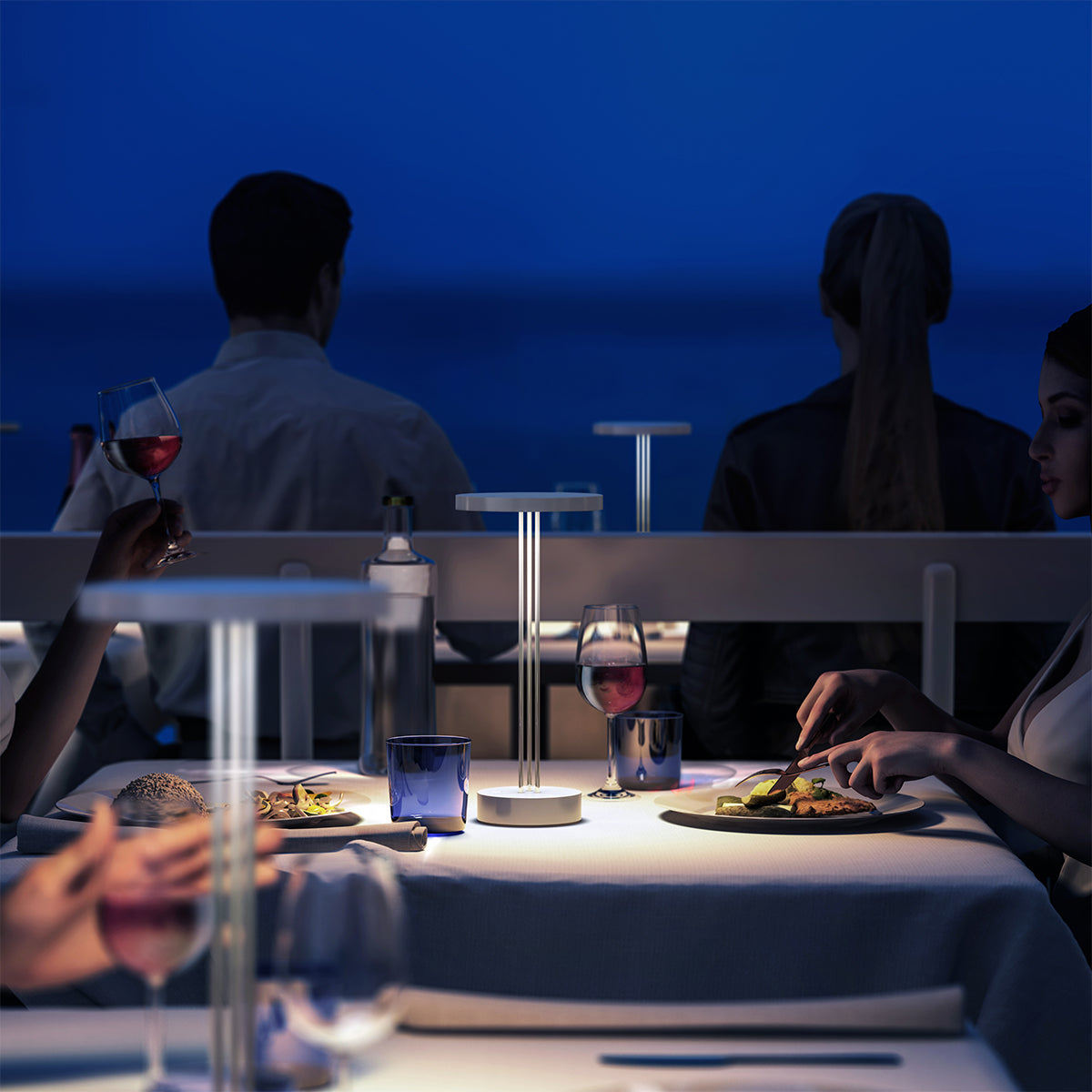 Lampe de table sans fil en aluminium blanche LED blanc chaud TRIZIO WHITE H33cm