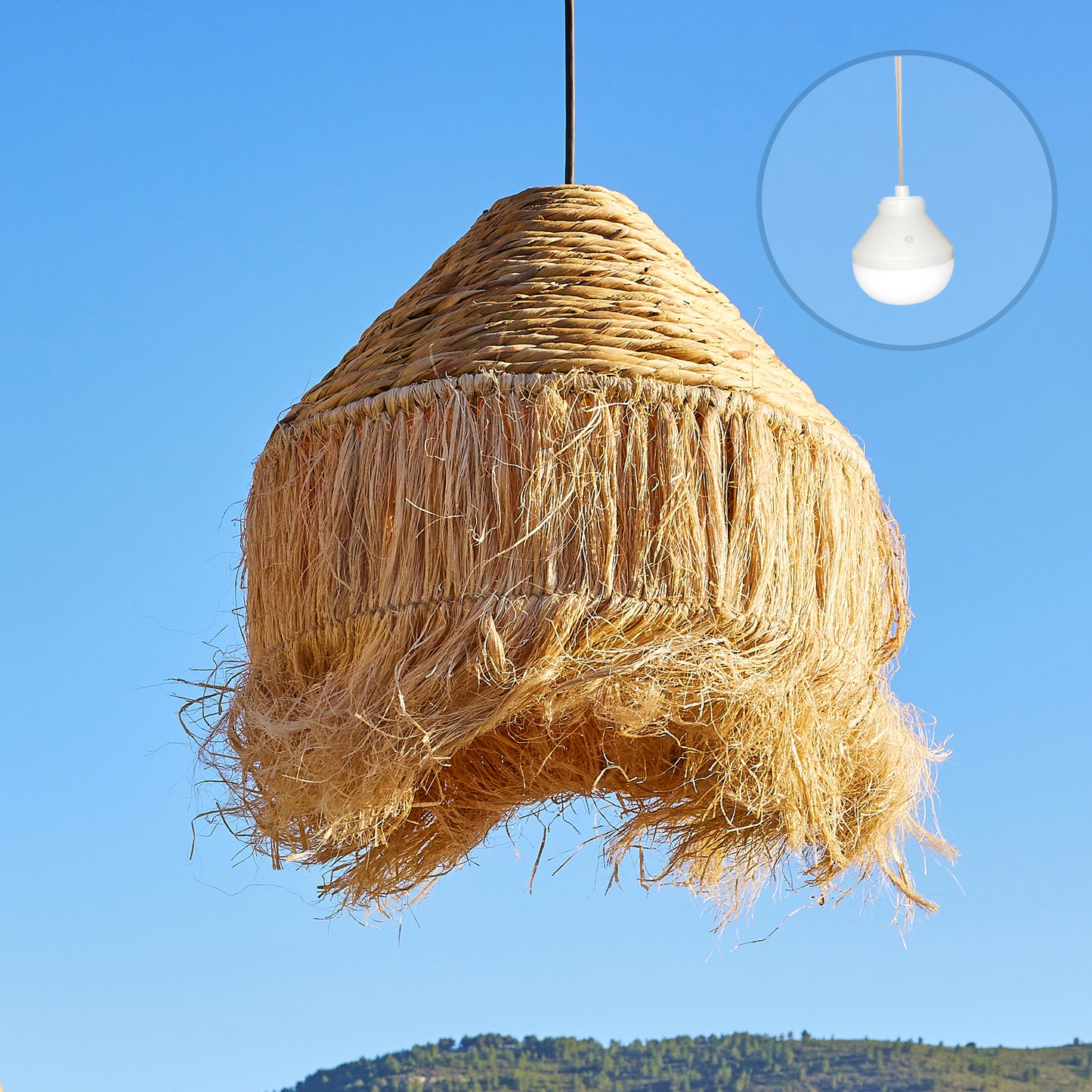 Suspension LEONORA NOMAD en jacinthe d'eau style bohème avec ampoule LED nomade