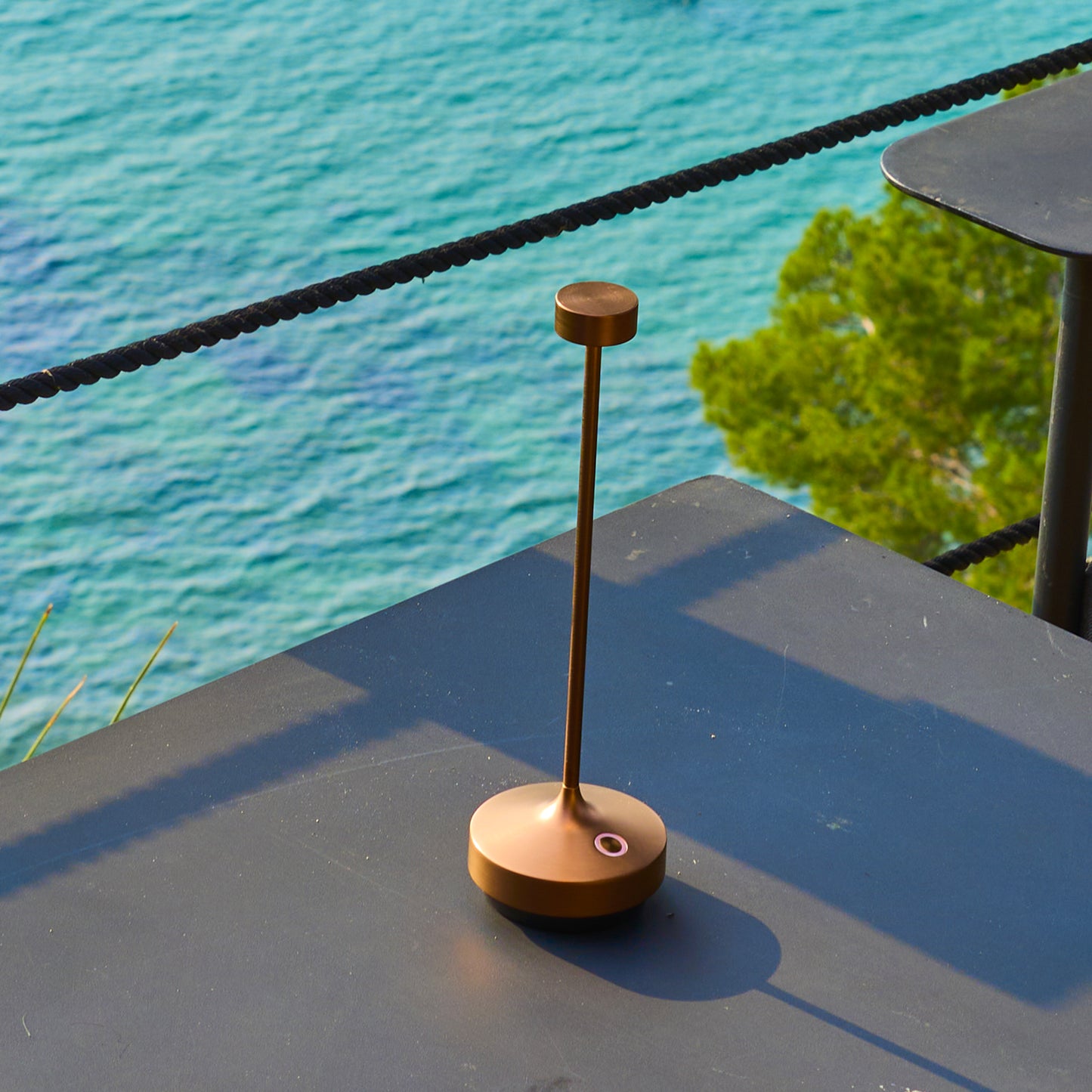 Kabellose warmweiße LED-Tischlampe ABBY BLACK H30cm