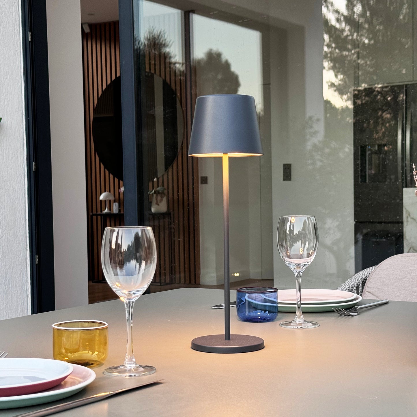 Lampe de table touch sans fil en aluminium gris KELLY ROCK LED blanc dimmable H38 cm