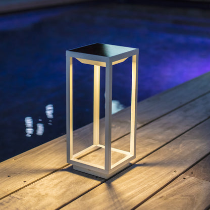 Lanterne sans fil solaire rechargeable à poser ou à fixer au mur en aluminium blanche LED blanc chaud dimmable HYDRA H32,5cm