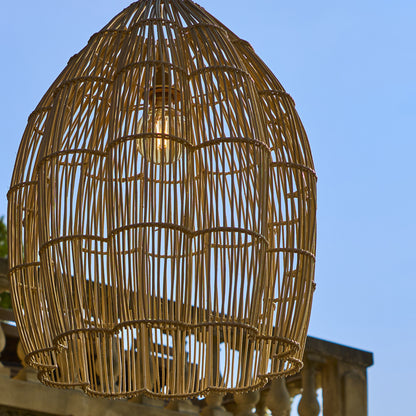 Suspension solaire AVILA SOLAR en rotin naturel avec câble hybride secteur et solaire 5m de longueur