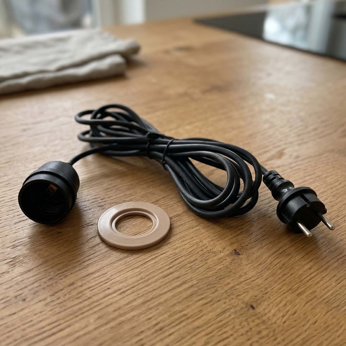 Câble ENNA douille E27 longueur 5 mètres pour extérieur compatible avec nos abat-jour