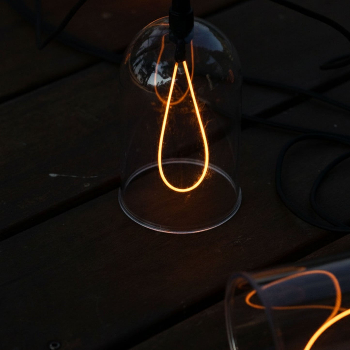 Guirlande lumineuse sur secteur raccordable 8 cloches LED blanc chaud à filaments apparents GLOW LIGHT 15m