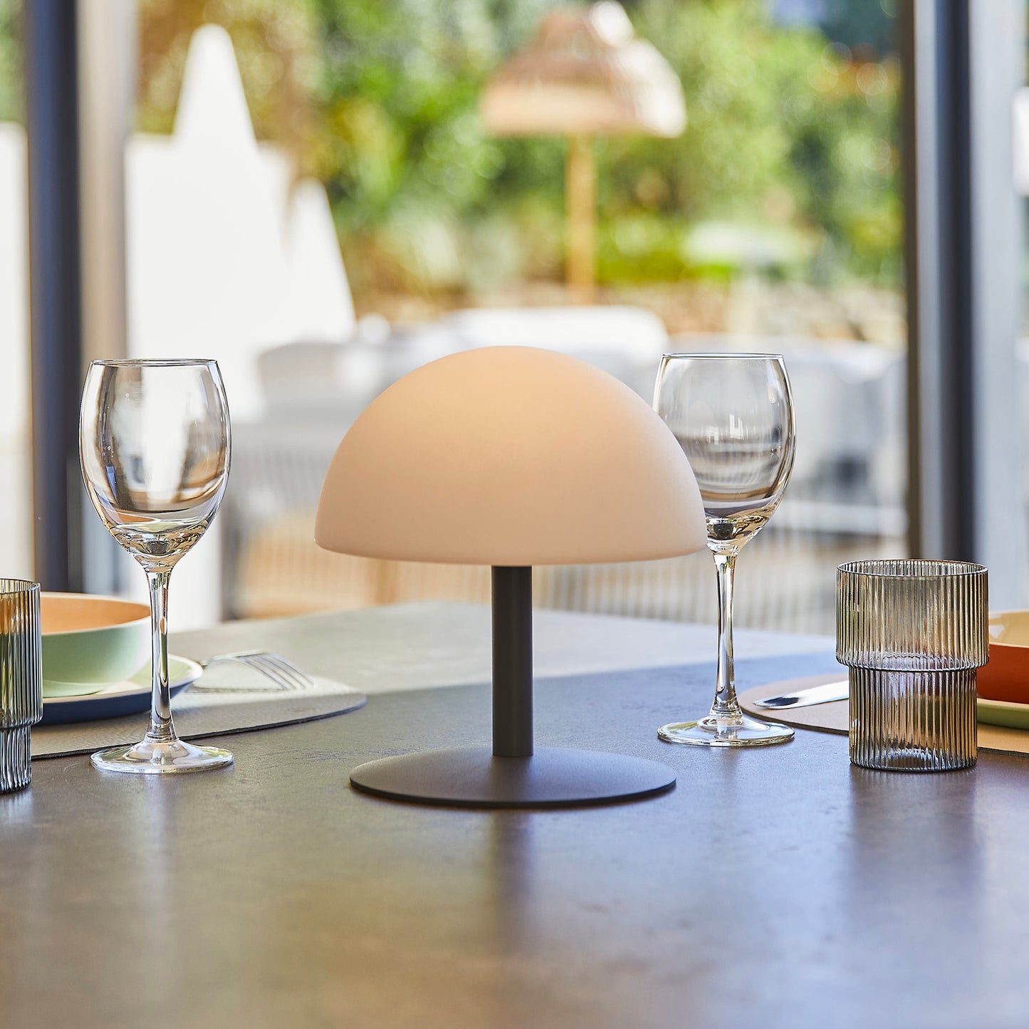 NEPTUNE ROCK H20cm warmweiß/weiß dimmbare LED-Akku-Tischleuchte grauer Stahlfuß