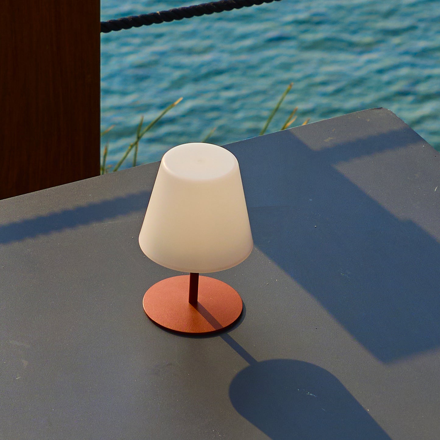Mini lampe de table sans fil pied en acier terracotta LED blanc chaud TWINS SOLO TERRA H16cm