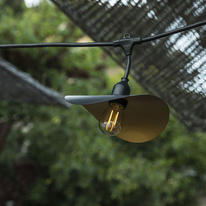 Guirlande lumineuse extérieur avec abat-jour en acier doré effet cage 10 ampoules LED E27 HAT LIGHT 6m - REDDECO.com